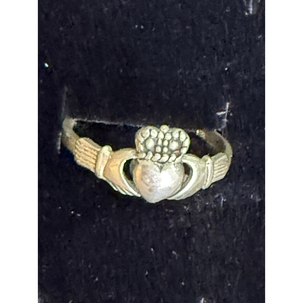 Vintage 925 Sterling Silver Claddagh Ring Size 7.5 Stands for Love, Loyalty - Picture 12 of 14